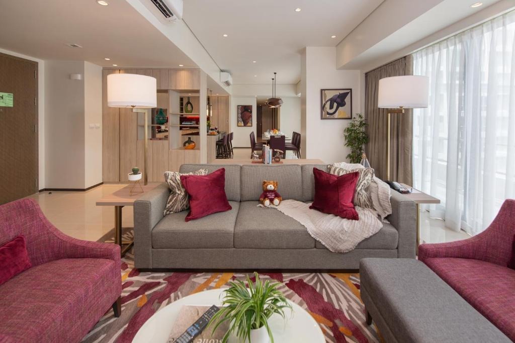 هتل سامرست سنترال